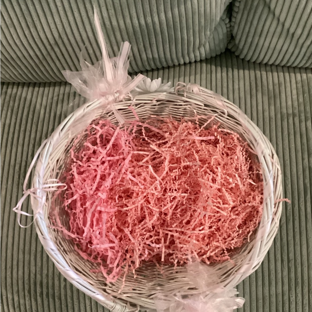 Lrg White Easter Basket w/Pink & White Decor - Picture 4 of 7
